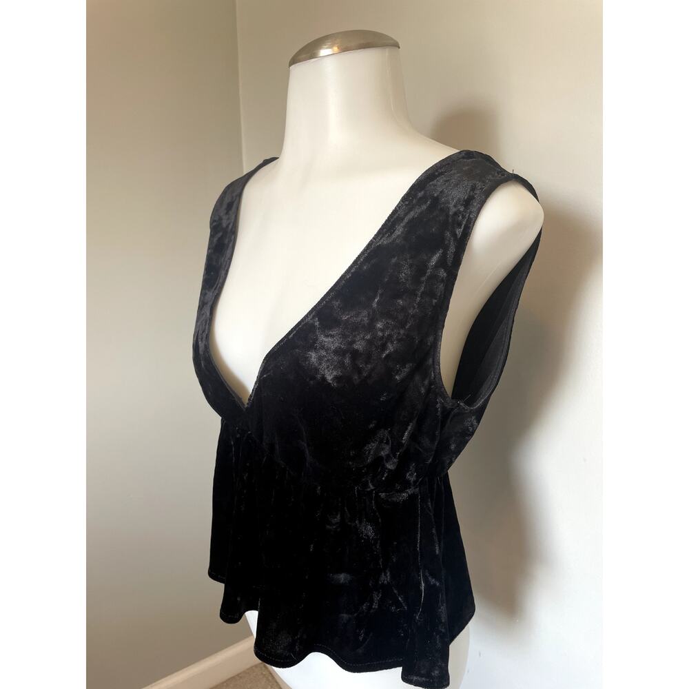 H&M Divided - Deep V Peplum Tank - Black Velour - Elegant